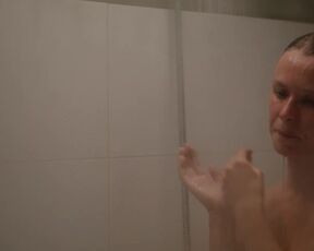 Caroline Taillet nude - La Théorie du Y (2022) s03-e05 Hot Bath Scene