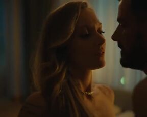 Anna Mrozowska sexy - A Vote of No Confidence (2022) Nude Short Scene