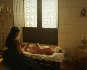 Ludivine Sagnier nude - The Serpent Queen (2022)  s01e06 Topless Actress