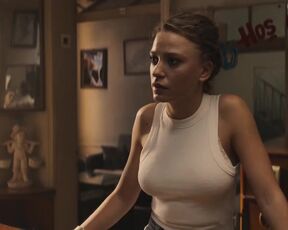 Serenay Sarıkaya nude - Shahmaran (2023) Compilation of Season 01 Hot and Sexy episodes