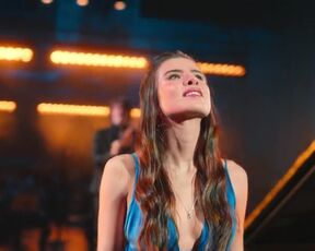 Giulia Be naked - Beyond the Universe (2022)