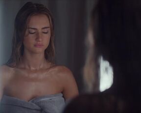 Grace Van Patten - Tell Me Lies s01e09 (2022) Naked Scene