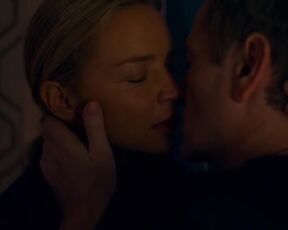 Virginie Efira sex scene - Paris Memories (2022)