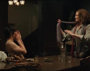 Elizabeth Banks, Sigourney Weaver nude - Call Jane (2022)