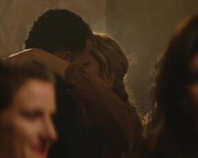 Virginie Efira, Yamée Couture - Les enfants des autres (2022) Topless Scene