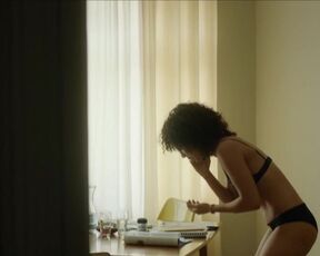 Haley Louise Jones - Ivie wie Ivie (2021) Nude Episodes