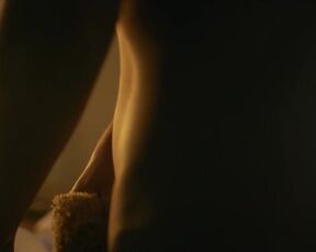 Julie De Bona nude & sex scenes - Les Combattantes (2022) s01e04