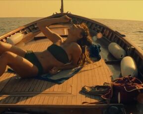 Jasmine Trinca, Camilla Lehmann - Supereroi (2021) Topless Scene from the movie