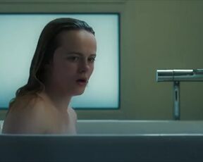 Fantine Harduin naked - Promethee (2022)  s01-e01,03