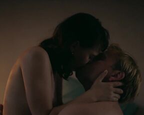 Maike Elena Schmidt, Mercedes Müller nackt - Bon Alte Freunde, neue Feinde (2023)  s01e02e06 Nude & Sex scenes