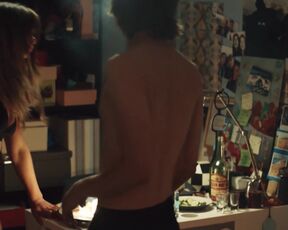 Lisa-Marie Koroll - Wir sind jetzt s01e04 (2019) Nude Scene from the movie