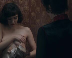 Clara Antoons, Jade Labeste sexy - Maigret (2022)