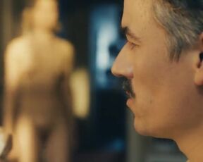 Valery Tscheplanowa, Amy Benkenstein nackte - Das Haus der Träume (2022) s01e03