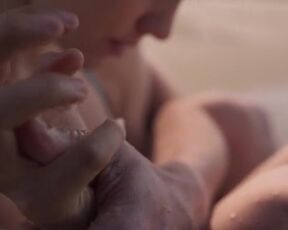 Emilia Schüle, Anne Müller nackte - The Perfumier (2022) hot thriller scene