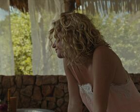 Julia Schlaepfer, Aminah Nieves nude scene - 1923 (2023) s01e04