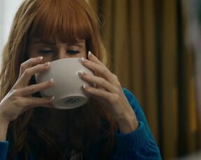 Audrey Fleurot - HPI Haut Potentiel Intellectuel (2022) s02-e02 funny bath scene