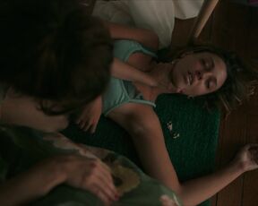 Marie Zabukovec, Megan Northam nude - Notre-Dame s01e01e04e05 (2022)