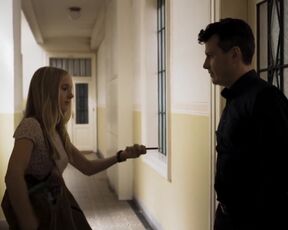 Susanne Gschwendtner sexy, Theresa Riess hot sex scene - Jeanny - Das fünfte Mädchen (2022)