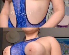 Busty Tik Tok