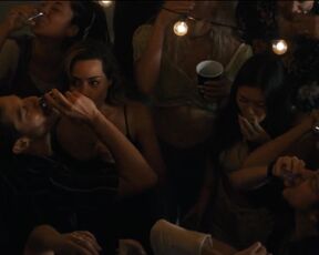 Aubrey Plaza nude - Emily the Criminal (2022)