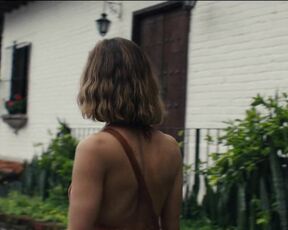 Aubrey Plaza nude - Emily the Criminal (2022)