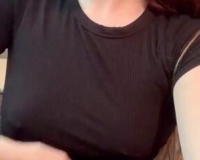 Hot Vertical Topless Video