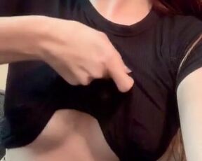 Hot Vertical Topless Video