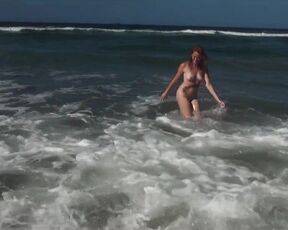 Beauty Boobs, Very Good girl and Sea