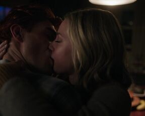 Lili Reinhart, Camila Mendes hot - Riverdale (2022)  s06e12