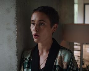 Peri Baumeister nude - Neuland (2022) s01-e03 Sex Episode