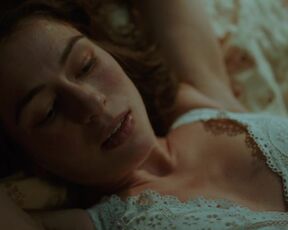 Deleila Piasko, Pauline Rénevier, Henriette Confurius nude - Das Weiße Haus am Rhein (2022)