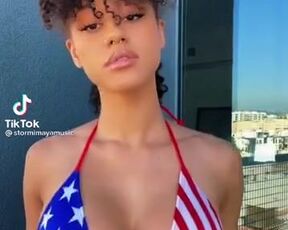 This honey determined to hypnotize with her udders - Flash Tits