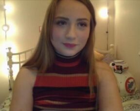 Young Pretty-Mom Sucking Her Milk Nipples.