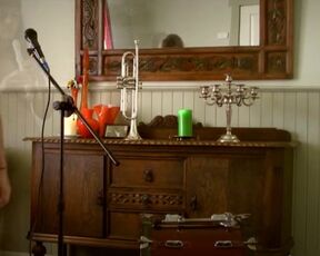 Musical Female FF Body (naked boobs, hairy pussy)