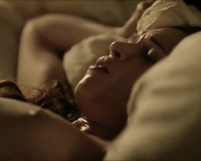 Hot actress Anna Brewster, Maddison Jaizani Nude - Versailles (FR 2015) s1e3-6-9 