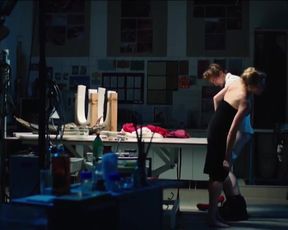 Hot actress Lena Vogt, Franziska Weisz, Najet Korel Nude - Todliche Gefuhle (2016) 