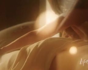 Hot actress Jennifer Love Hewitt sexy – The Client List s01e03 (2012) 