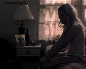 Sexy Amanda Baker sexy – Lizzie (2012) 