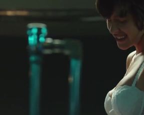 Hot actress Paz de la Huerta Nude - Nurse 3D (2013) 