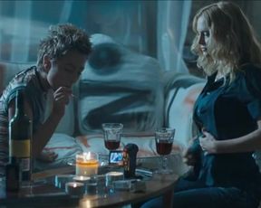 Sexy Heather Graham, Jaime Winstone, Meredith Ostrom, Amanda Seyfried nude and hot – Boogie Woogie (2009) 