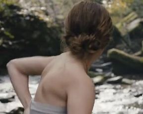 Sexy Emma Watson sexy – Colonia (2015) 