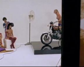 Hot scene Laura Gemser Nude - Emmanuelle In America (IT 1976) 