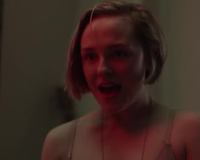 Sexy Gina Lindas Theodorsen Nude - Pa Fylla s01e02 (2016) 