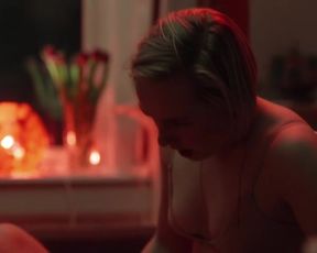 Sexy Gina Lindas Theodorsen Nude - Pa Fylla s01e02 (2016) 