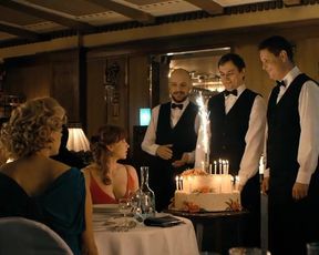 Sexy Vica Kerekes, Petra Hrebícková sexy - Muzi v nadeji (2011) 