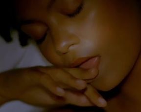 Hot celebs video Thandie Newton Nude - Besieged (UK-IT 1998) 