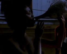 Hot celebs video Thandie Newton Nude - Besieged (UK-IT 1998) 
