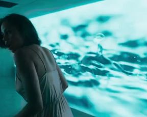 Hot actress Maureen Sebastian, etc Nude - Oasis s01e01 (2017) 