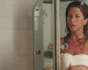 Hot scene Jennifer Aniston Nude - The Break Up (2006) 