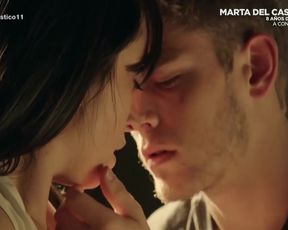 TV show scene Andrea Trepat Nude - Mar De Plastico s02e11 (2016) 